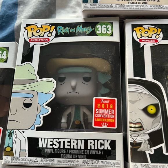 Funko pops - Picture 13 of 14